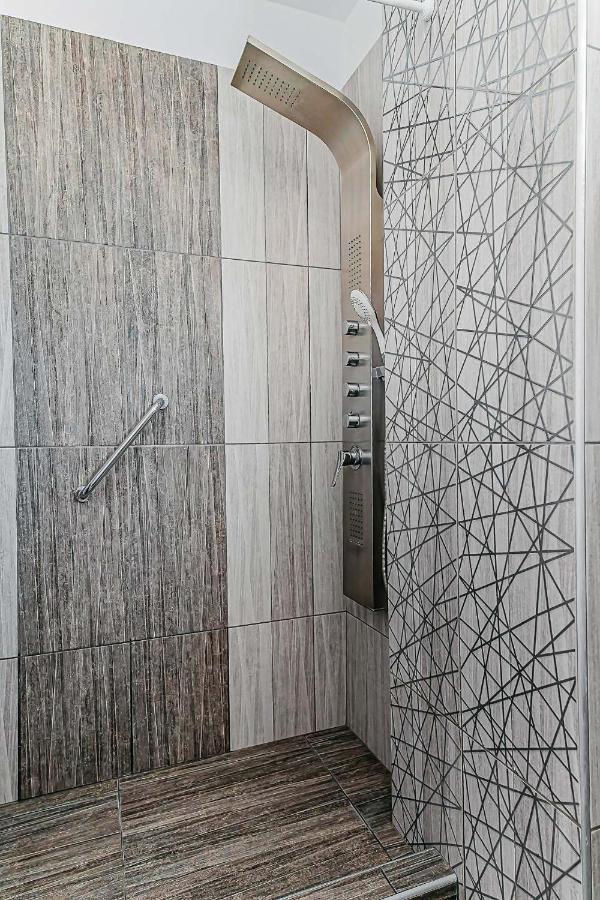 Marinis Boutique Rooms Nea Iraklitsa Exterior foto